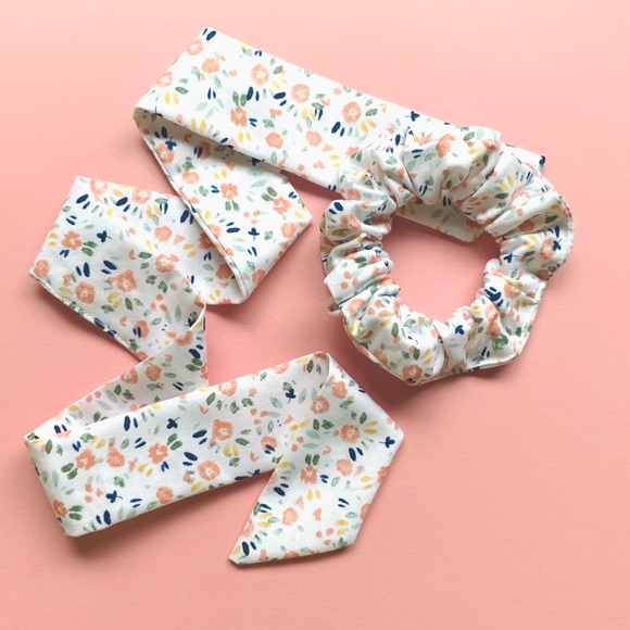 Handmade Long Bow Hair Scrunchie - Picture 4 of 5